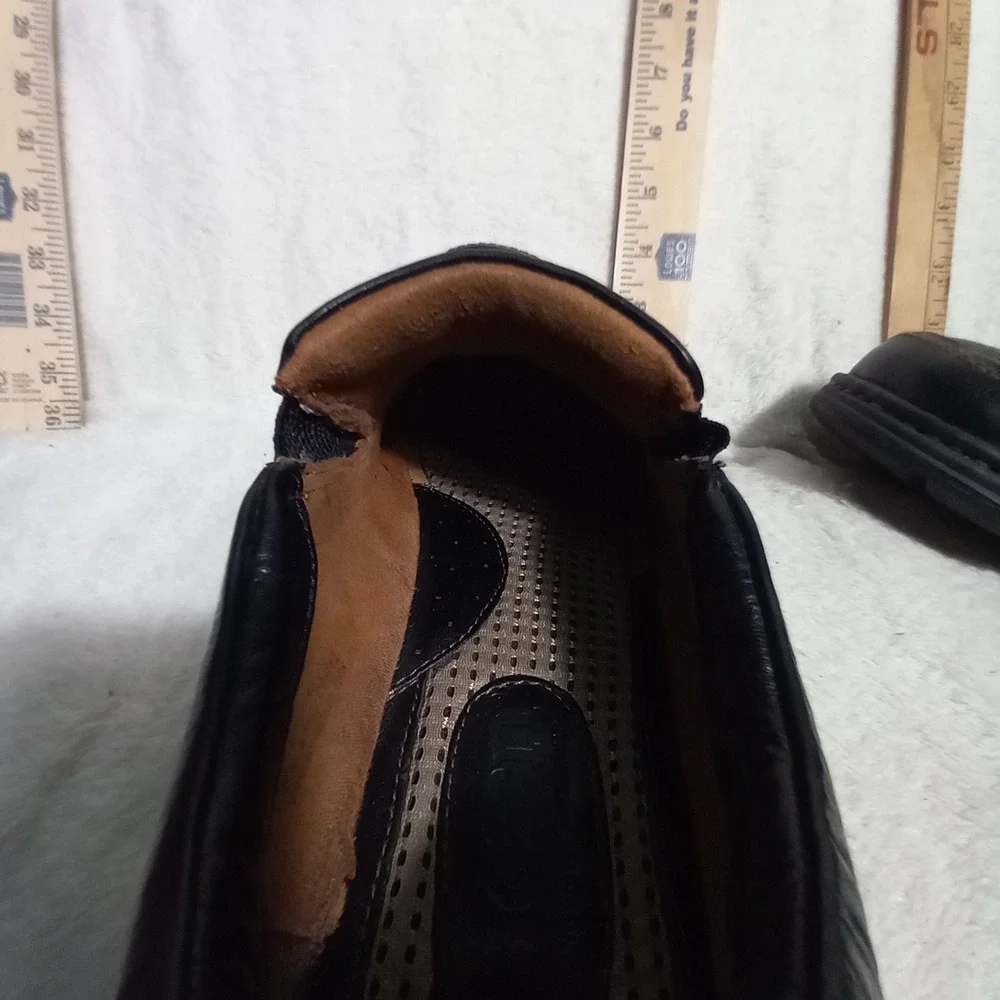 Born Shoes Mens Size 9.5 43 M/W BROWN Leather Slip On Casual Loafers M3663